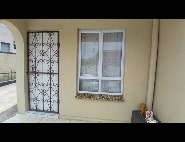 2 BEDROOM PROPERTY TO RENT IN CROFTDENE